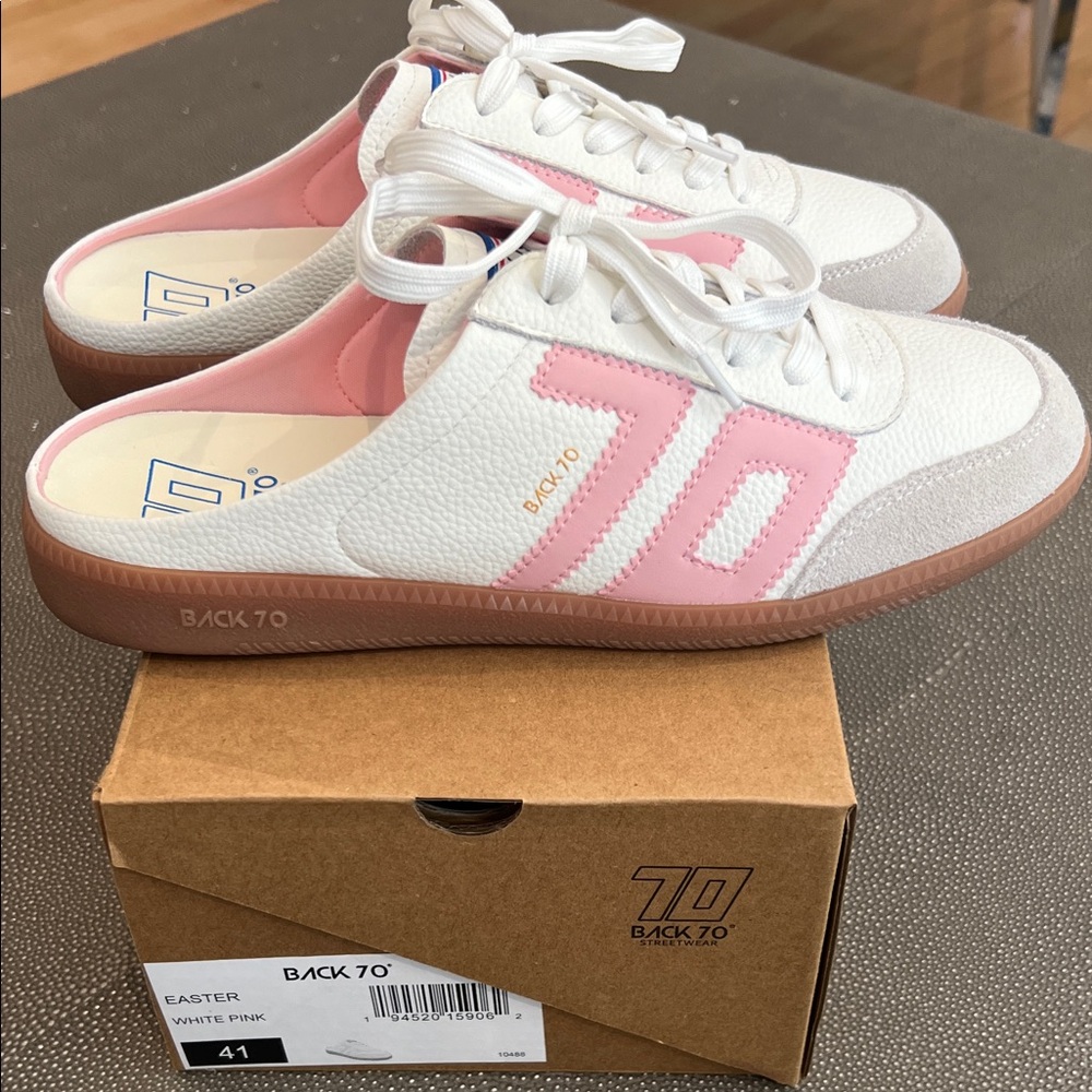 NIB BACK70  White and Pink Sneakers- Easter